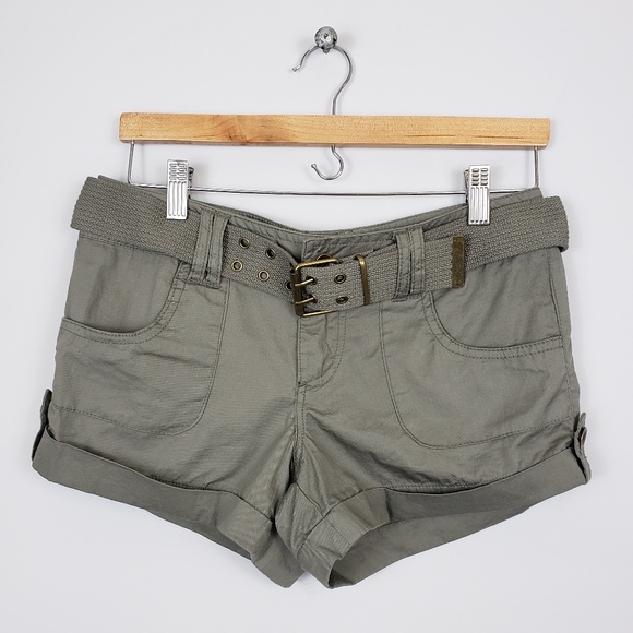 dollhouse Womens Belted Short